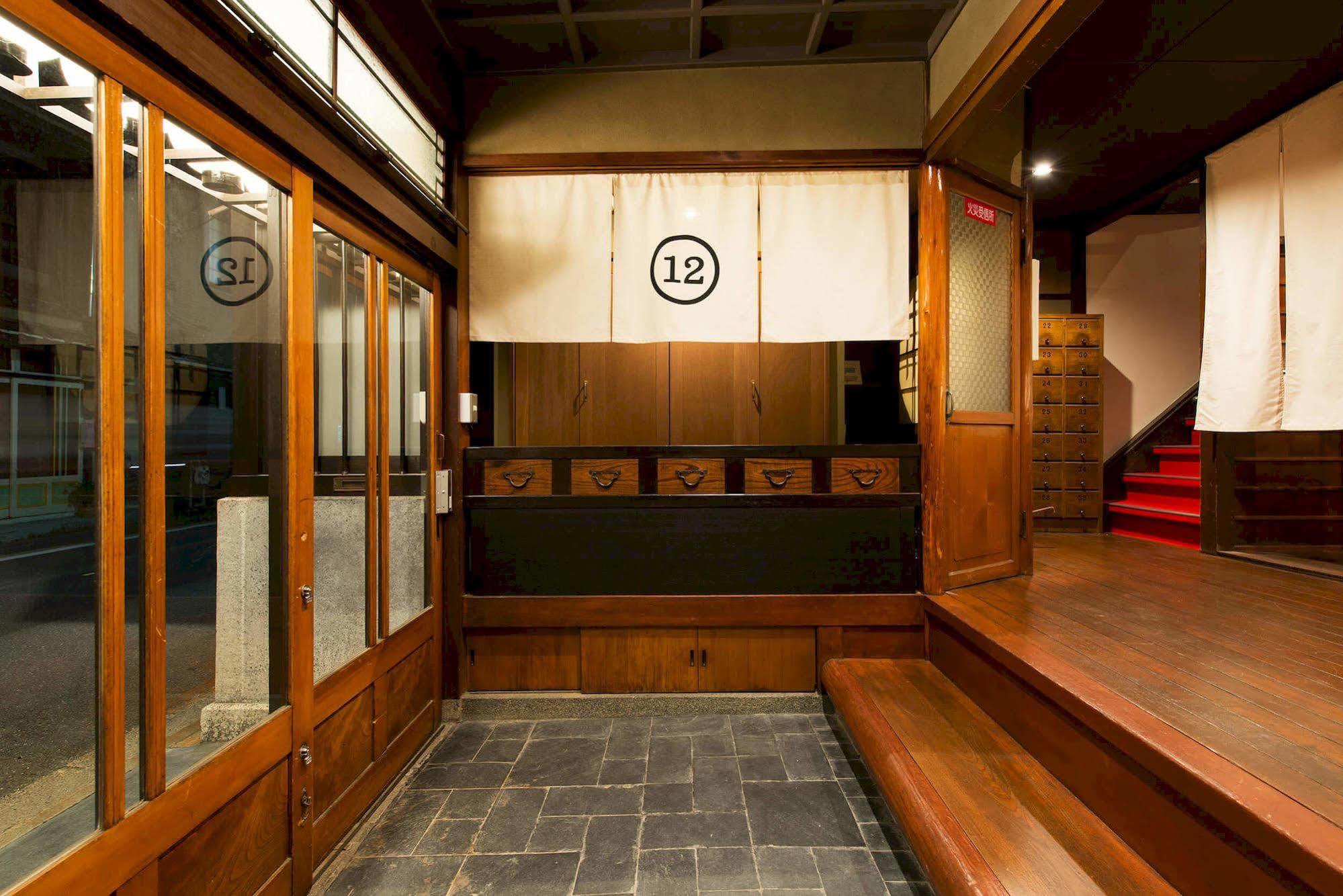 Dozen Ryokan Kyoto Bagian luar foto