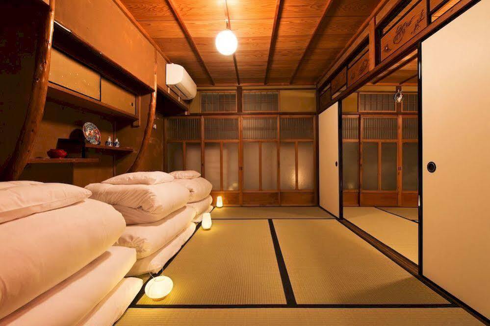 Dozen Ryokan Kyoto Bagian luar foto